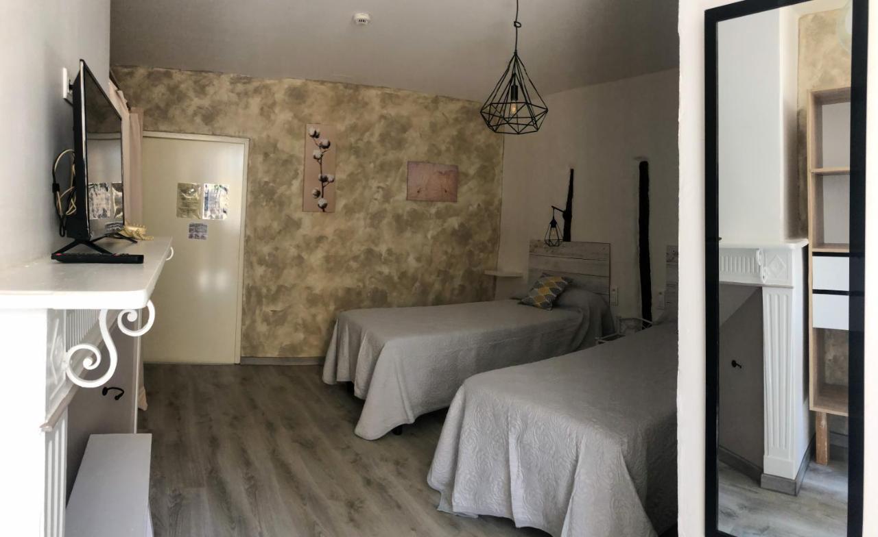 Logis Hotel Restaurant Metropole Mirande  Kültér fotó