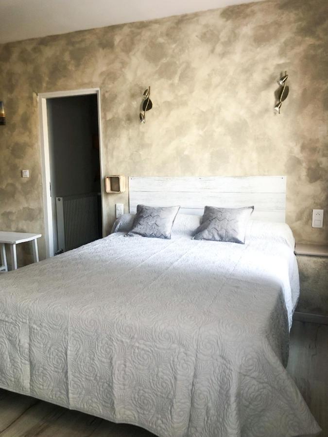 Logis Hotel Restaurant Metropole Mirande  Kültér fotó