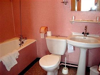 Logis Hotel Restaurant Metropole Mirande  Kültér fotó